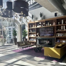 lounge with colorful decor